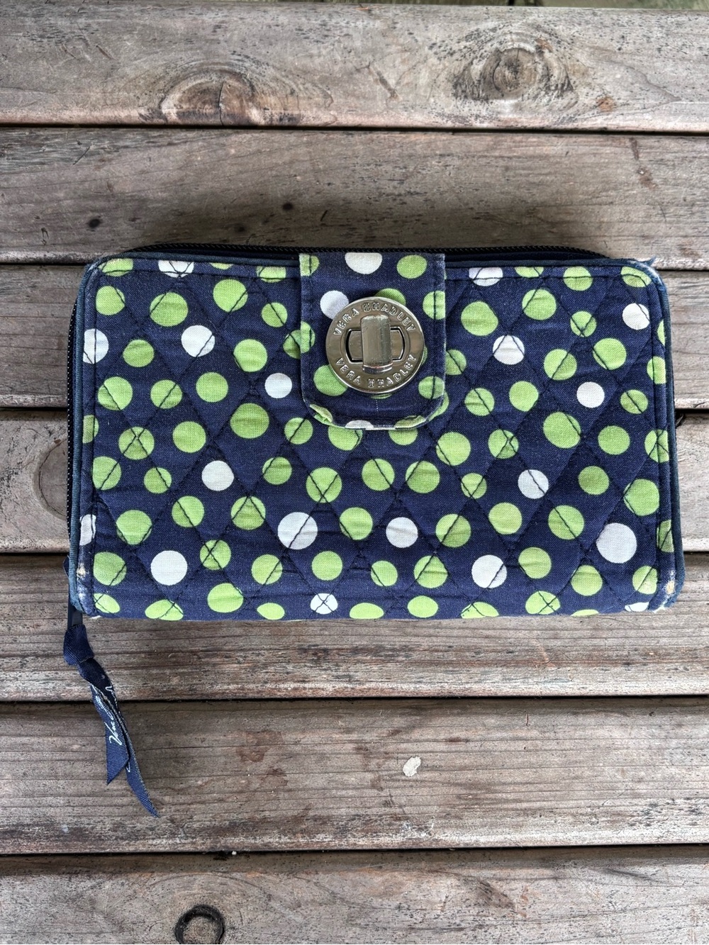 Vera Bradley Turnlock Wallet Lucky Dots Navy Green Quilted Zip Wallet **Read**